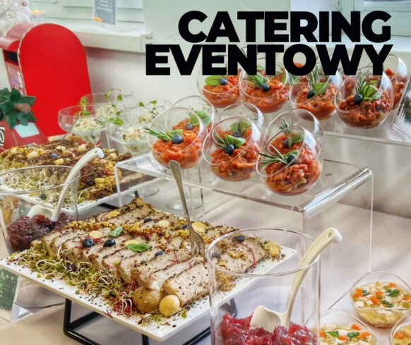 Dlaczego warto zamówić catering eventowy Mniam Fit na dowóz na spotkanie biznesowe?